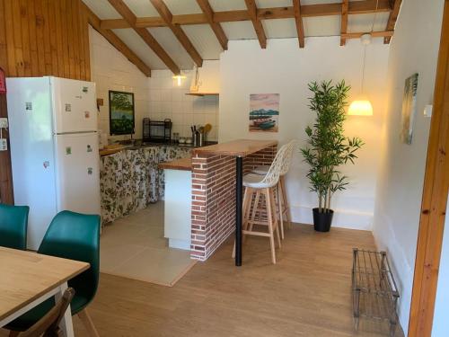 Η κουζίνα ή μικρή κουζίνα στο Casa con encanto en Muros, Esteiro