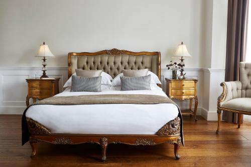 The Westbridge Hotel Stratford Image