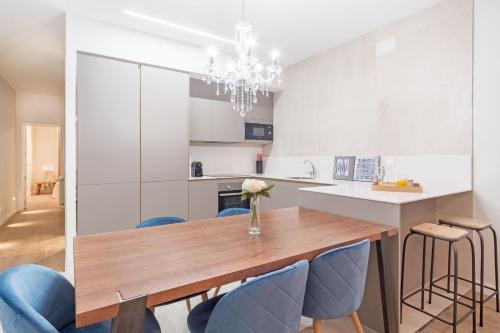Spacious 3-Bed Apartment in Chueca Madrid
