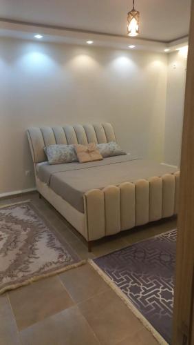 Ein Sitzbereich in der Unterkunft Joli Loft F5 location Bousmail