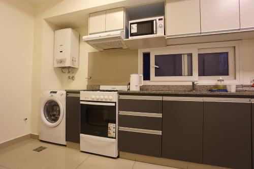 Dapur atau dapur kecil di Olivos Premium