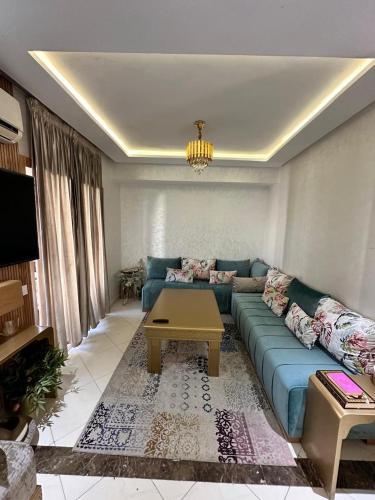 Χώρος καθιστικού στο Seaside Apartment in Harhoura