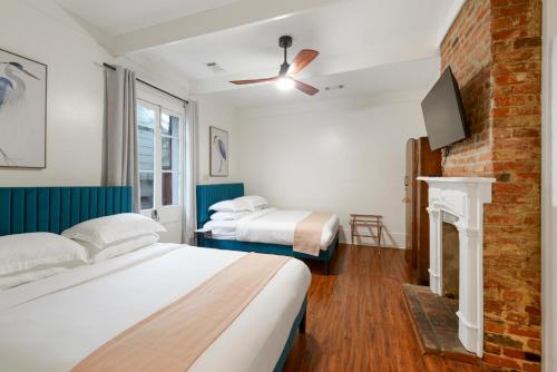 Ένα ή περισσότερα κρεβάτια σε δωμάτιο στο Louis Park Hotel
