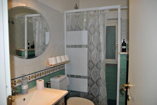 Vannituba majutusasutuses Villa Giulia Resort with private pool and stunning sea views