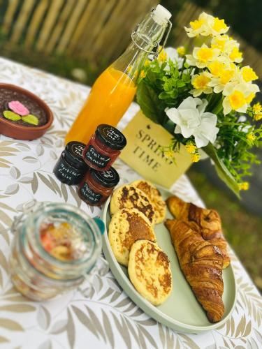 Đồ ăn tại/gần nhà gỗ