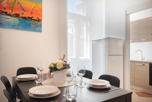 AAA Apartments & Rooms with free parking