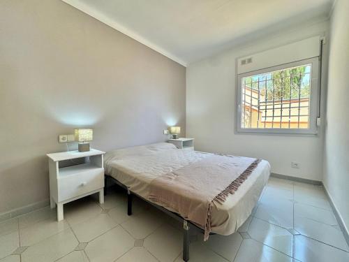 Posteľ alebo postele v izbe v ubytovaní Residencial puig rom