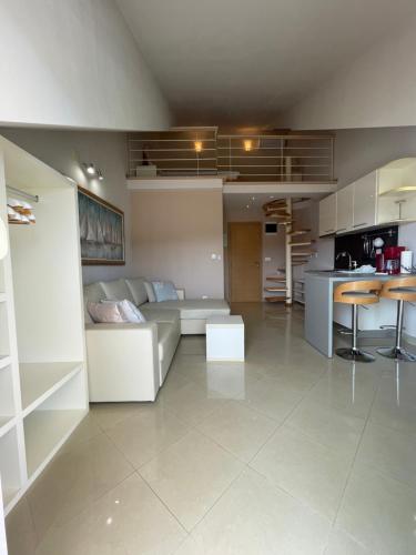 Kuchyňa alebo kuchynka v ubytovaní Villa Jani Top Floor Suite