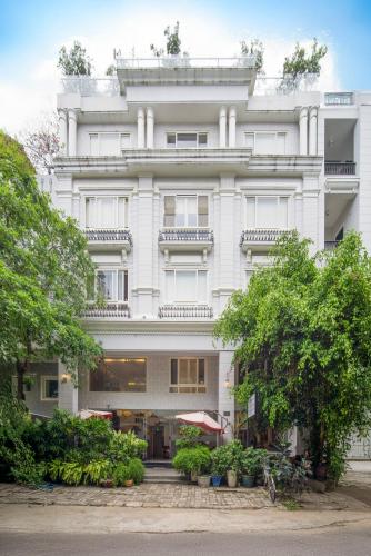 Το κτήριο όπου στεγάζεται  το ξενοδοχείο διαμερισμάτων