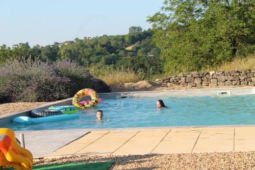 Gallery image of Relax in Nature Your Cozy, Fully Furnished Bell Tent Awaits in Ayen
