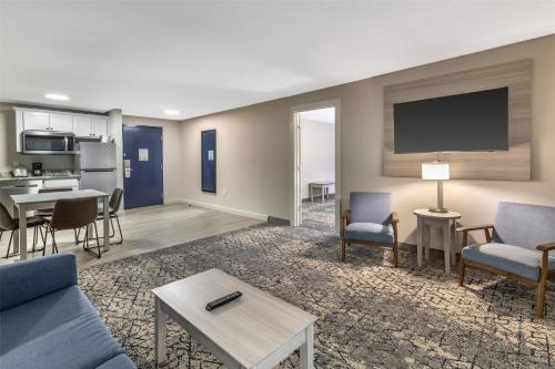 Η κουζίνα ή μικρή κουζίνα στο Best Western Caribou Inn