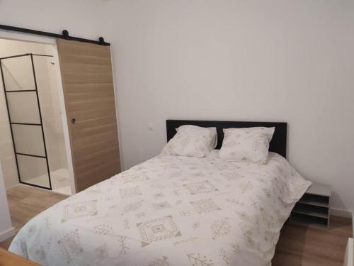 LOYAT - 3 chambres, 2 salles de bain, 1 terrasse