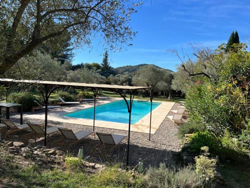 Très Elégant Mas Provençal