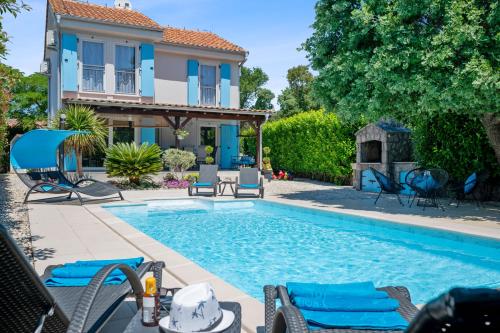 Charming Villa Dory with heated Pool&Whirlpool