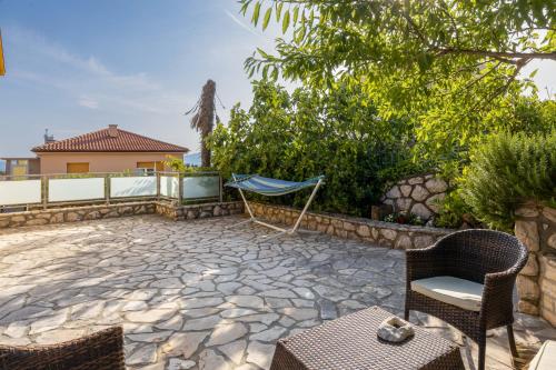 Adastra apartments with private parking ,sea view and floor heating