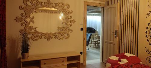 Imagen de la galería de Domek VIP Resort Willa Adrian Zakopane, en Poronin