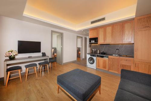Kuchyň nebo kuchyňský kout v ubytování Meroddi Beyoğlu Residence