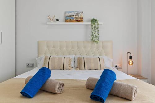 Europa Sur - Pet-Friendly 8th-Floor Apartment for 5 with Balcony, Lift and AC