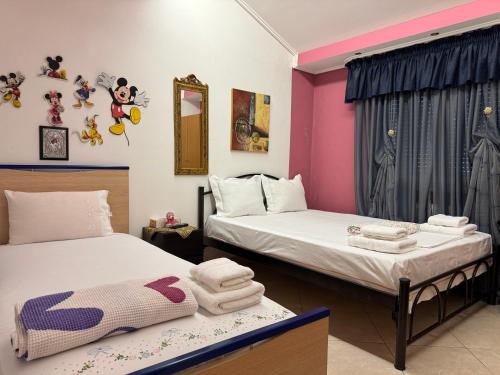 Кровать или кровати в номере George House