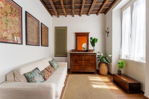 Domus Leopardo, Typical Trastevere Flat in Center