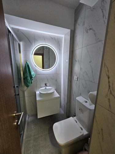 Bany a ST Central Home