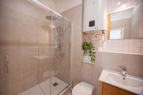 Photo de la galerie de l'établissement 1 - Appartement Provencal spacieux et confortable, à Marseille