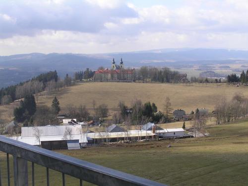 Výhľad na hory alebo výhľad na hory priamo z apartmánu