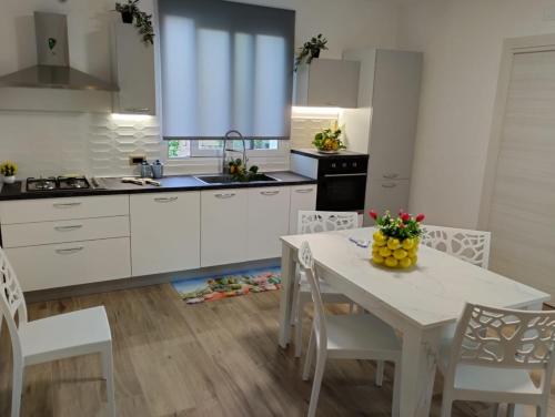 Kuchyň nebo kuchyňský kout v ubytování Il Giardino di Anna