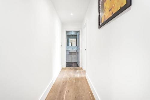 Φωτογραφία από το άλμπουμ του Walpole Court σε Ealing