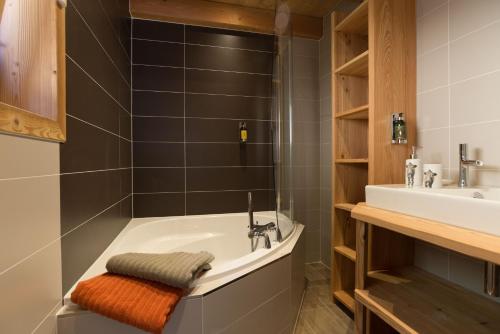 Phòng tắm tại Les chalets perchés