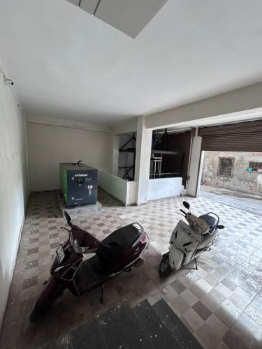 Foto da galeria de Hotel Dhanashri em Sholapur