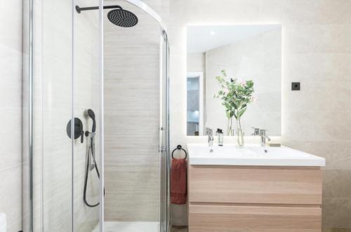 dPLACE To Be - Luxury apartments in Barrio de Salamanca photo 26