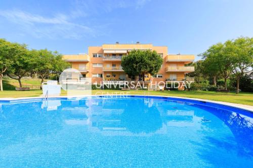 UHC TRAMUNTANA FAMILY COMPLEX