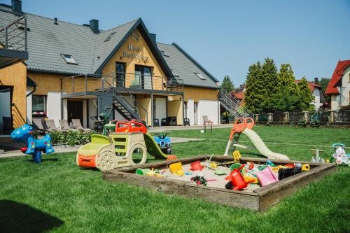 Gallery image of Róża Bałtyku - Apartamenty i Pokoje A in Dębki