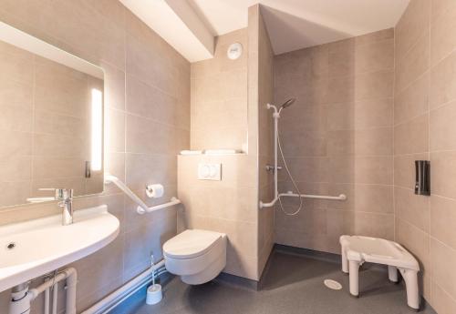 Kúpeľňa v ubytovaní B&B HOTEL Aix-les-Bains