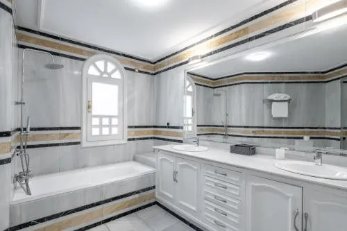Palacio Suites Marbella photo 39