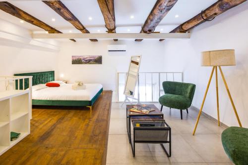 Toledo Heights by NapoliApartments