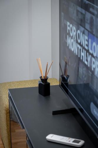 Stylish 2BR flat near hospital & Panormou metro