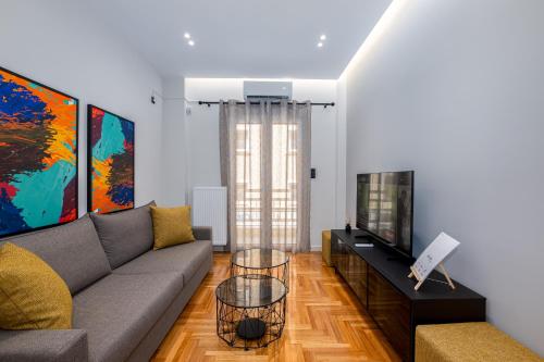 Stylish 2BR flat near hospital & Panormou metro