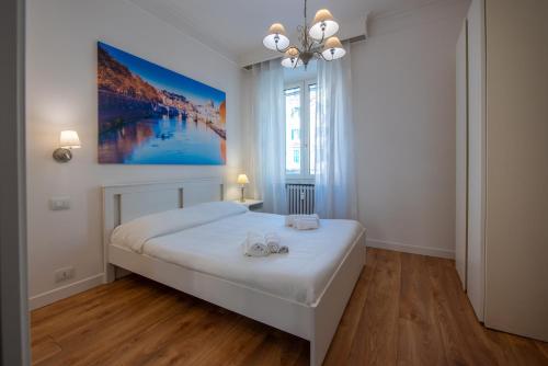 Benny Gold - Elegant apartment right next to the METRO