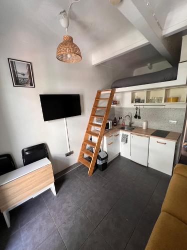 Studio Juan les Pins 06 - centre ville - plage à 150m