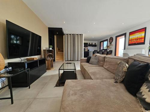 4 chambres - 200m2 - Parking - Jardin