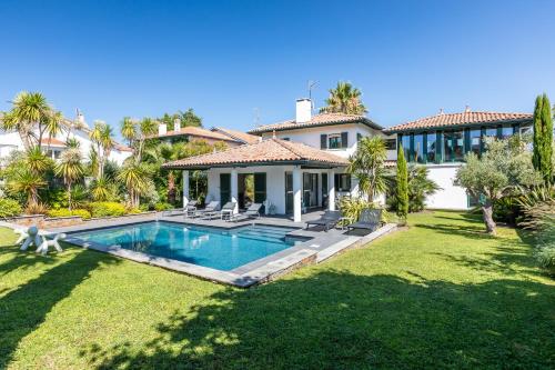 Villa Julia - Villa contemporaine avec piscine
