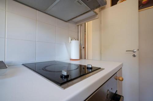 Athens Vibe Apartment - Gazi by ΜΡS
