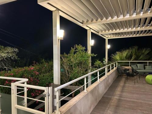 En balkong eller terrasse på Atlantide - Somptueuse Villa Classée 4 étoiles - Saint-Clair - Vue Exceptionnelle - Piscine