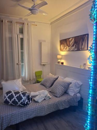 Posedenie v ubytovaní STUDIO ÉQUIPÉ A 50 MÈTRE DE LA GARE ET 10 MN DES PLAGE