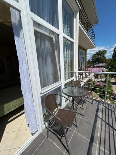 Balkón nebo terasa v ubytování GRANAT Hotel