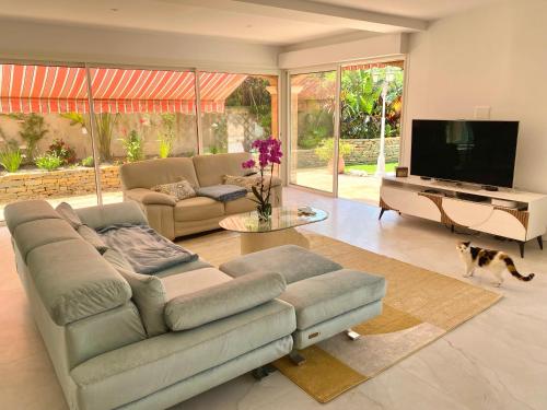 Photo de la galerie de l'établissement EVASION EN BORD DE MER villa avec piscine, aux Lecques