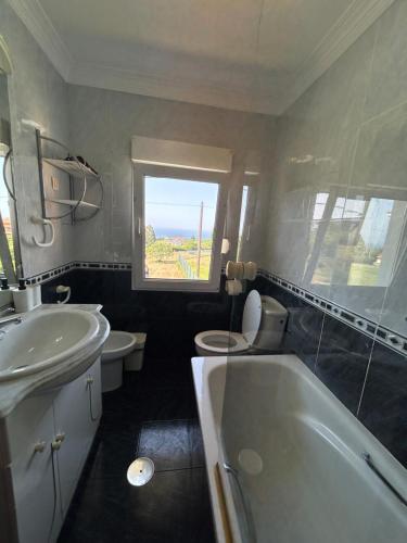 Un baño de La Ponderosa