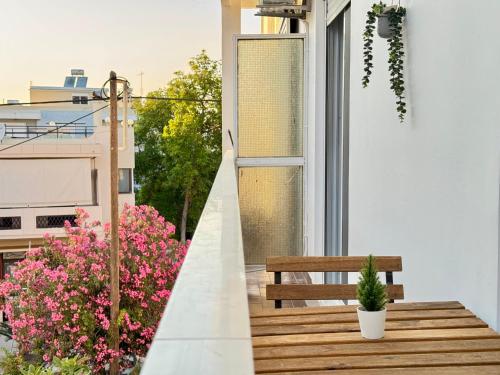 Cozy Apartment in Town, close to the Sea - El Greco Apartments No 11